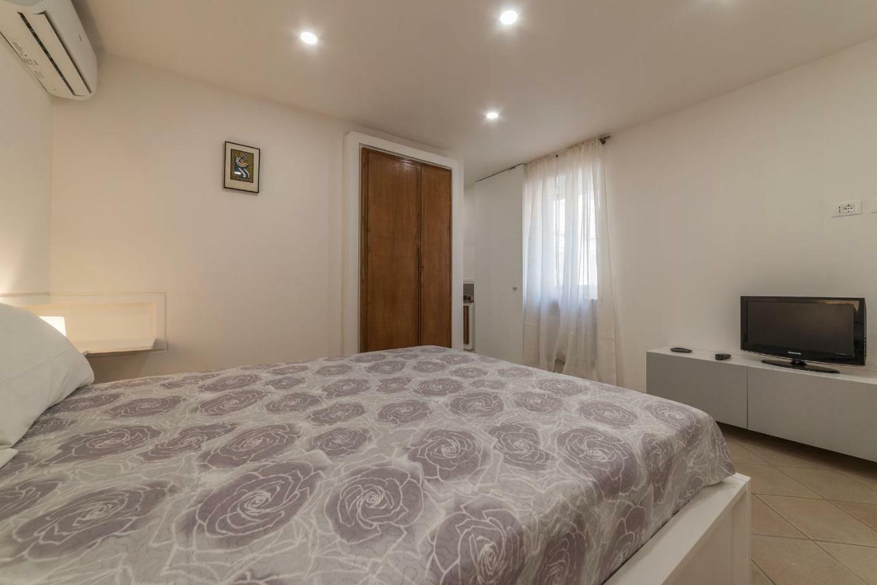 Montecitorio Lovely Apartment Rome Luaran gambar